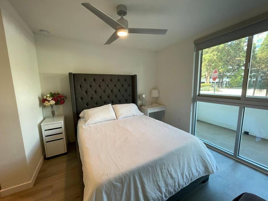 Luxurious Apartment Bardeen New Port Beach 1 Bedroom Ирвайн Экстерьер фото